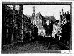 De Langestraat te Alkmaar by Johannes Christiaan Karel Klinkenberg