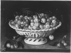 Still Life of Cherries in a Bowl by Fede Galizia