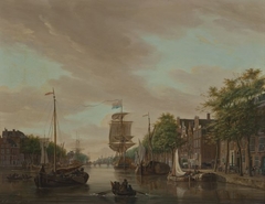 Gezicht op de Leuvehaven by Gerrit Groenewegen