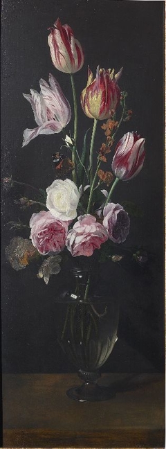 Roses, tulips and a wallflower in a glass vase, 1635-1667 by Daniel Seghers