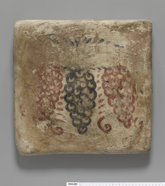 Tile with Three Grape Clusters, Yale University Art Gallery, inv. 1933.281 by Anonymous