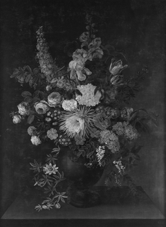 En vase med blomster by Cladius Detlev Fritzsch